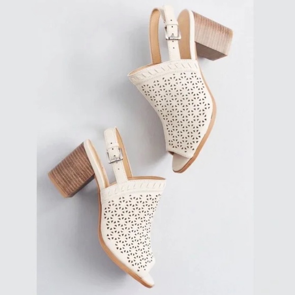 CL By Laundry open toe booties heels size 9 - Picture 1 of 9